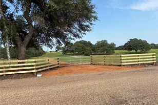 401 N Knezek Road N, Flatonia, TX 78941 - Photo 1