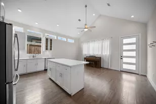 5415 Margarita St, Houston, TX 77020 - Photo 5