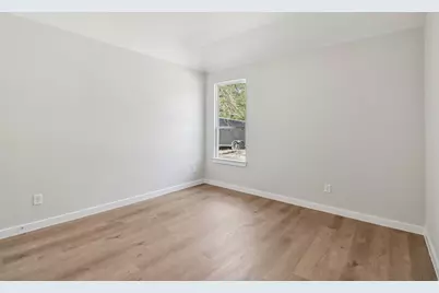 740 Barton Place Drive, Cleveland, TX 77327 - Photo 13