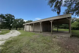 4680 County Rd 611, Angleton, TX 77515 - Photo 3