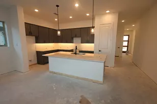 9019 Gray Fox Trail, Iowa Colony, TX 77578 - Photo 7