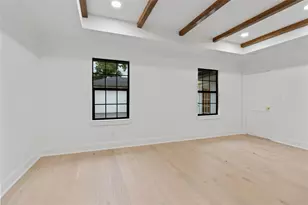 1911 Briarmead Dr, Houston, TX 77057 - Photo 17