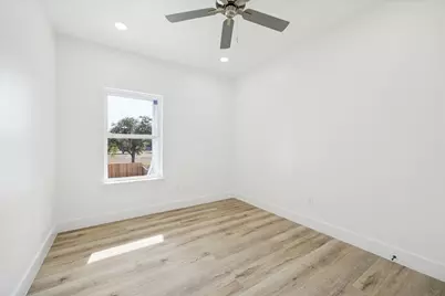 7222 Philibert Lane #A/B, Houston, TX 77028 - Photo 19