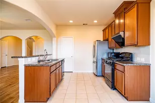 7115 Ironwood Forest Dr, Houston, TX 77083 - Photo 11