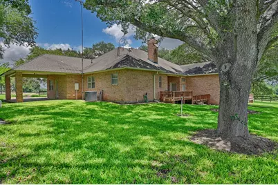 1552 Holub Road, Schulenburg, TX 78956 - Photo 33