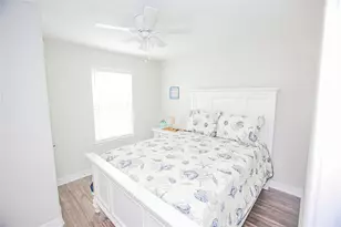 722 Fort Velasco Dr, Freeport, TX 77541 - Photo 13