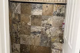 8301 Sands Point Dr, Houston, TX 77036 - Photo 11