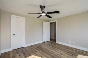 5301 Ryan Acres Dr, Pearland, TX 77584 - Photo 33