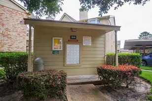 1515 Sandy Springs Rd, Houston, TX 77042 - Photo 31