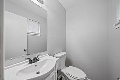 8834 Brackley Lane, Houston, TX 77088 - Photo 17