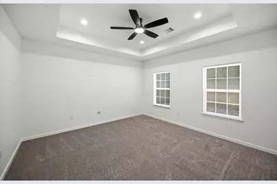 10426 Royal Oaks Drive, Houston, TX 77016 - Photo 11