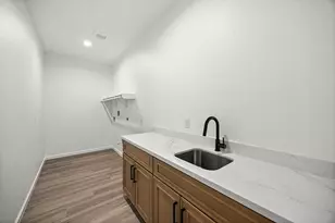 10426 Royal Oaks Dr, Houston, TX 77016 - Photo 19