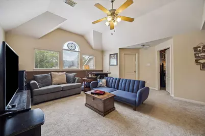 8824 Snowy Owl Loop, Missouri City, TX 77459 - Photo 11
