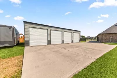 10334 Clydesdale Drive, Needville, TX 77461 - Photo 29