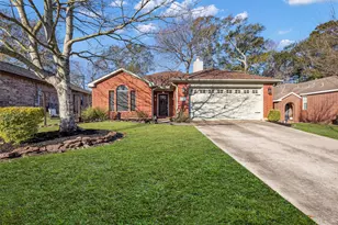 242 Sunset Path N, Conroe, TX 77316 - Photo 5