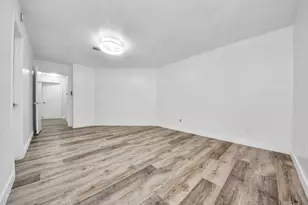 11627 Bowlan Ln, Houston, TX 77035 - Photo 15