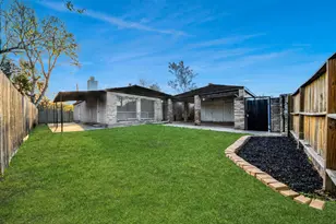 11627 Bowlan Ln, Houston, TX 77035 - Photo 1