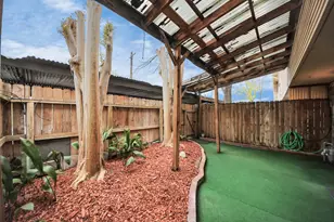 8234 Fondren Rd, Houston, TX 77074 - Photo 9