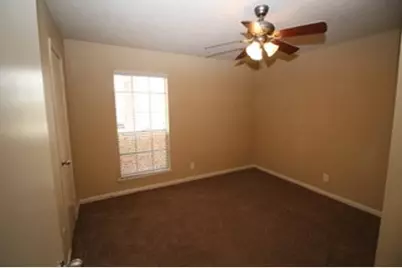 13215 Lake Breeze Lane Lane, Willis, TX 77318 - Photo 11