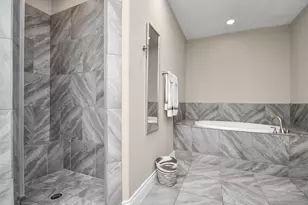 2110 Holman St, Houston, TX 77004 - Photo 9