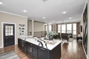 2110 Holman St, Houston, TX 77004 - Photo 1