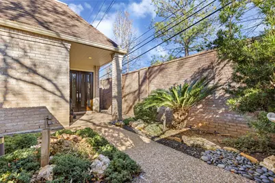 15600 Barkers Landing Road #14, Houston, TX 77079 - Photo 5