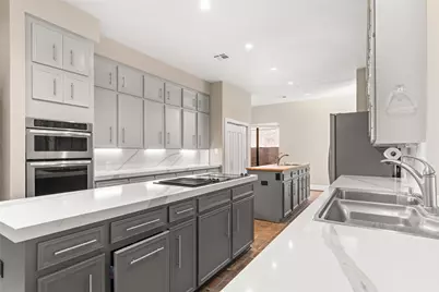 15600 Barkers Landing Road #14, Houston, TX 77079 - Photo 25