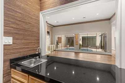 15600 Barkers Landing Road #14, Houston, TX 77079 - Photo 17