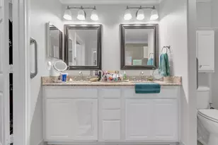 14 Trafalgar Pl, Conroe, TX 77384 - Photo 13