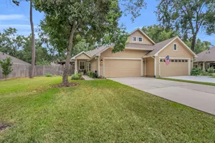 14 Trafalgar Pl, Conroe, TX 77384 - Photo 1