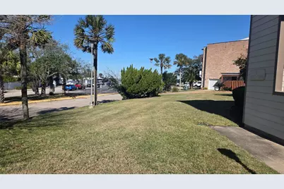 7078 N Holiday Drive, Galveston, TX 77550 - Photo 33