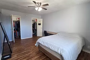 7078 N Holiday Dr, Galveston, TX 77550 - Photo 9