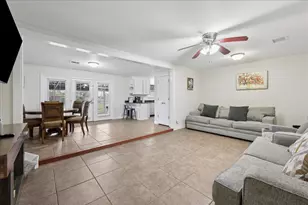 855 Carolina, Bridge City, TX 77611 - Photo 7