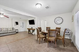 855 Carolina, Bridge City, TX 77611 - Photo 11