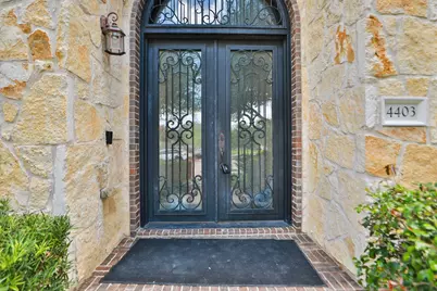 4403 Fawn Hill Court, Sugar Land, TX 77479 - Photo 7