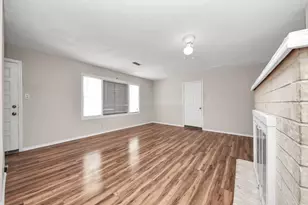 6204 Hwy 6, Hitchcock, TX 77563 - Photo 3