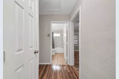 6204 Highway 6, Hitchcock, TX 77563 - Photo 17