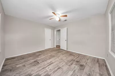 6204 Highway 6, Hitchcock, TX 77563 - Photo 21