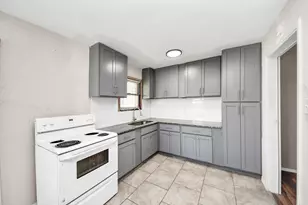 6204 Hwy 6, Hitchcock, TX 77563 - Photo 9