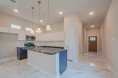 2414 Sam Wilson 001 Street, Houston, TX 77020 - Photo 9