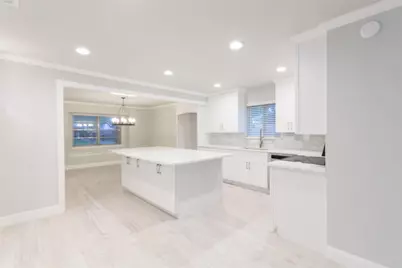 5226 Loch Lomond Drive, Houston, TX 77096 - Photo 7