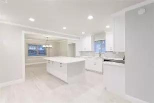 5226 Loch Lomond Dr, Houston, TX 77096 - Photo 7