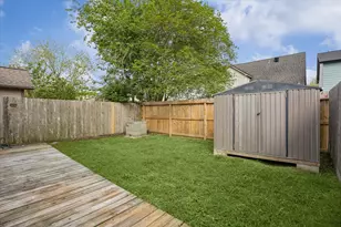 5813 Guadalupe Dr, Dickinson, TX 77539 - Photo 15