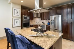 7 Riverway, Houston, TX 77056 - Photo 11