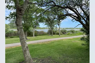 206 Avenue L, Baytown, TX 77520 - Photo 7