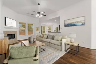 638 Spring Forest Ct, Conroe, TX 77302 - Photo 5