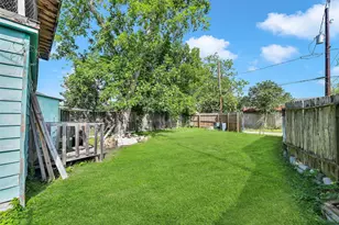 2104 New Jersey St, Baytown, TX 77520 - Photo 19