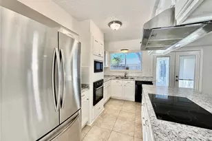 2507 Coopers Post Ln, Sugar Land, TX 77478 - Photo 9