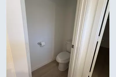 523 Robin Street, Angleton, TX 77515 - Photo 23