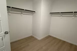 523 Robin St, Angleton, TX 77515 - Photo 25